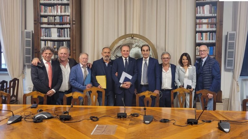 Incubo demolizioni: i comitati per la difesa della casa ricevuti al Ministero delle Infrastrutture, per l’isola di Capri presente l’architetto Di Tommaso
