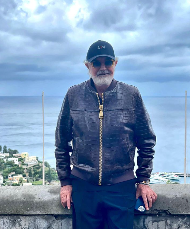Briatore, blitz ottobrino a Capri in una giornata uggiosa