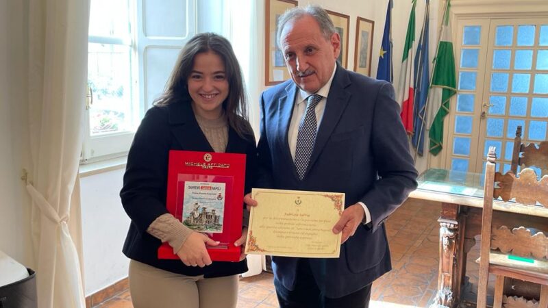 Fabrizia Salvia “premiata” in Municipio a Capri dopo il successo a SanremoCantaNapoli