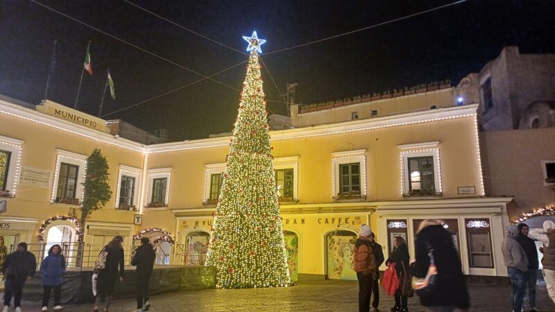 Aperitivo in Piazzetta con Giuseppe Gambi: concerto “Flying in the Christmas”