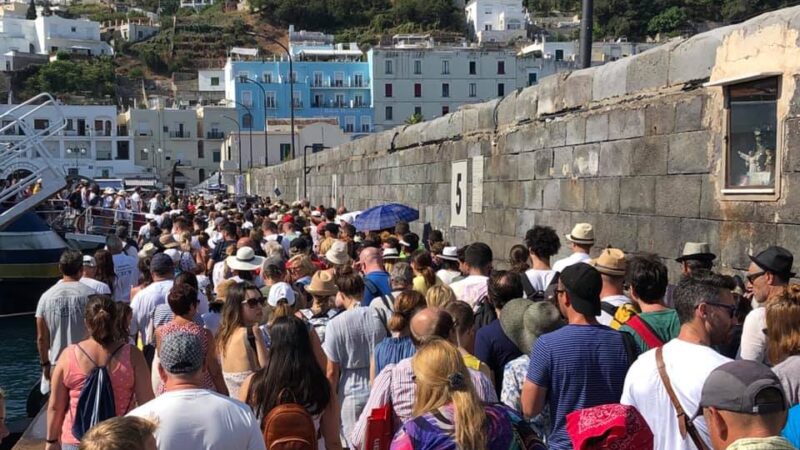 Riunione in Prefettura a Napoli sui collegamenti marittimi, presente anche il Comitato Trasporto Pubblico Isola di Capri