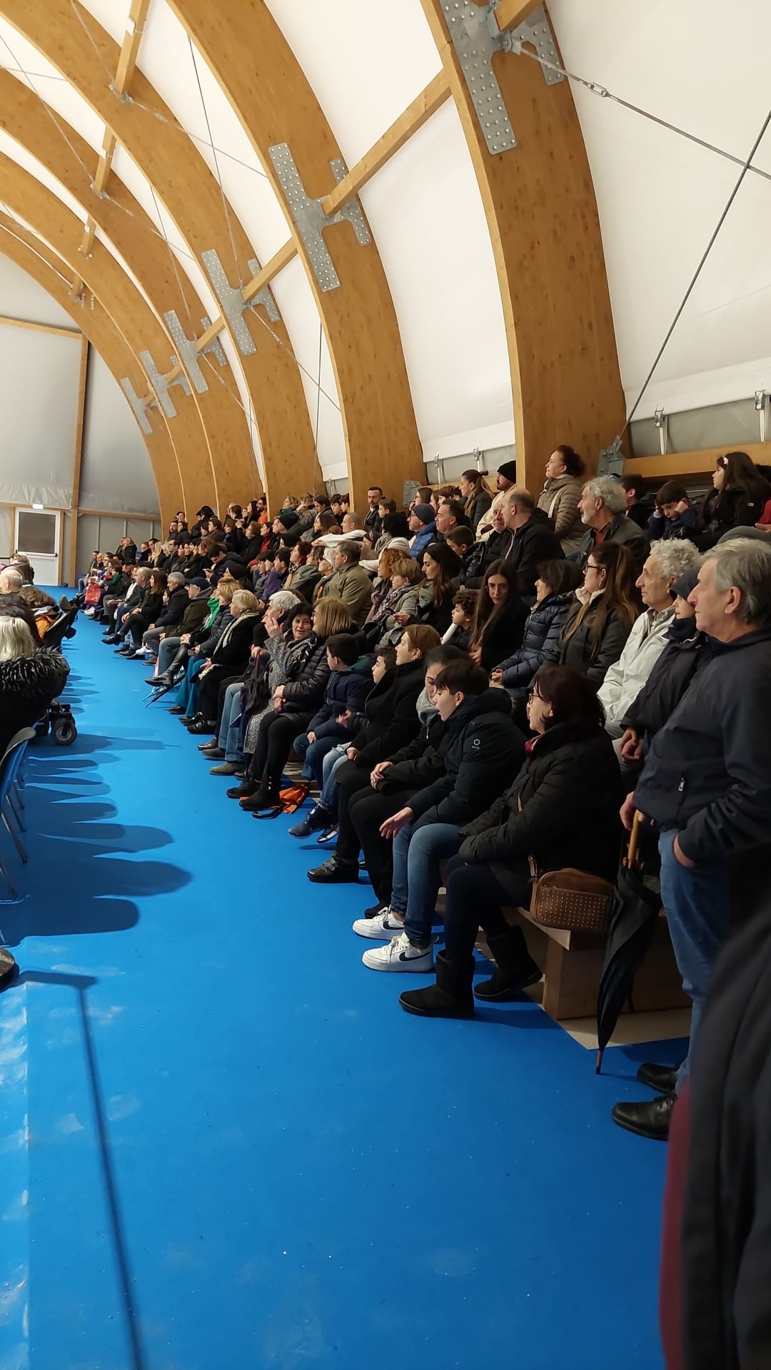 Ad Anacapri nella nuovissima palestra comunale l’anno inizia con le bande folkloristiche
