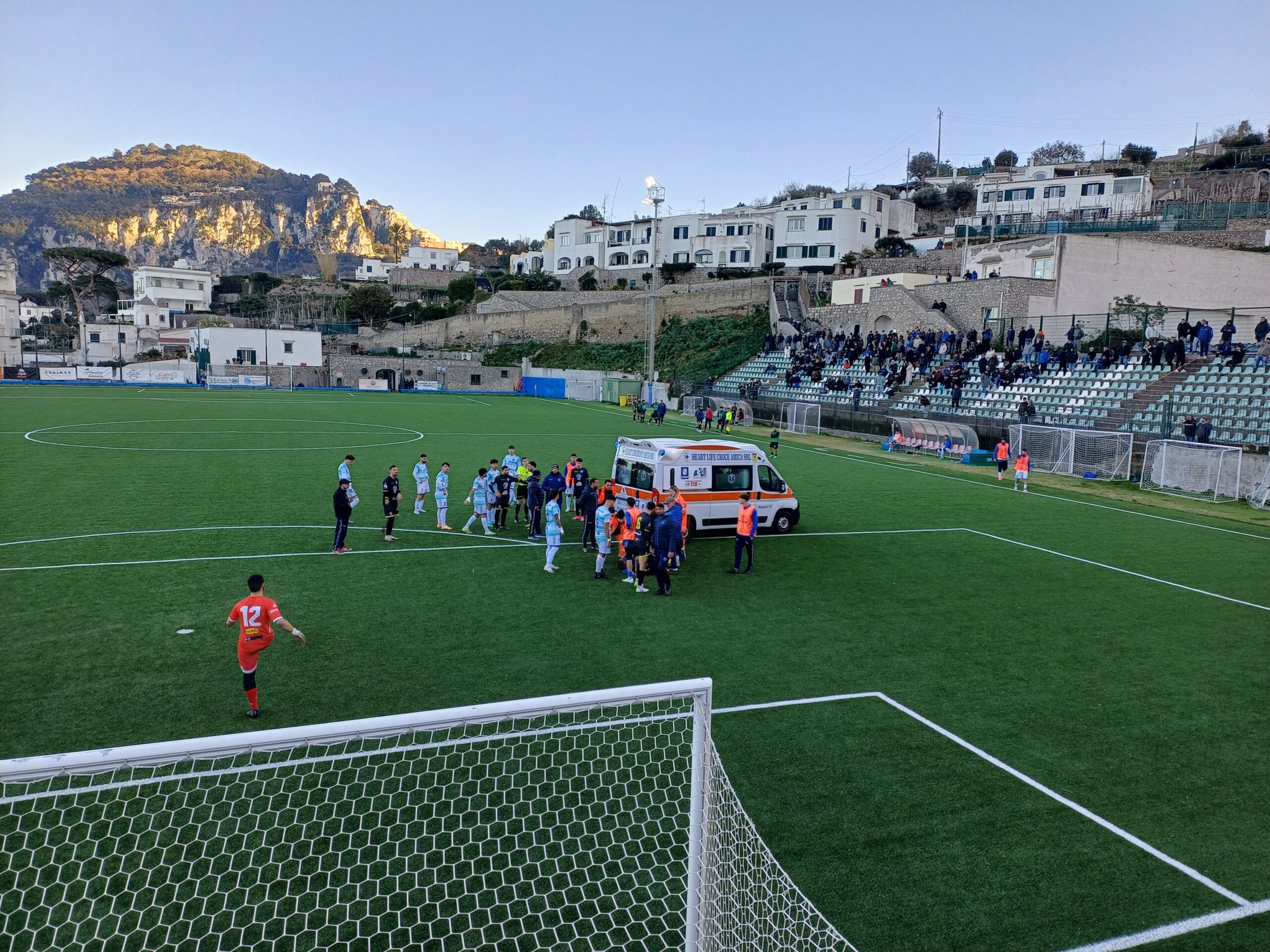 Calcio (Eccellenza): il portiere del Castel Volturno graziato dal giudice sportivo, solo un turno di squalifica