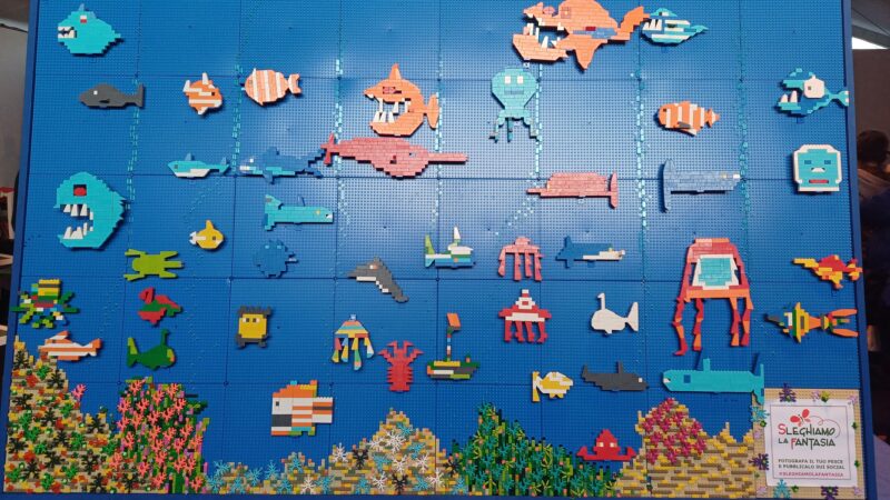 Premiazioni del concorso “Slega la fantasia” e grande acquario di mattoncini: chiusa la tre-giorni a Capri con i Lego (photogallery)