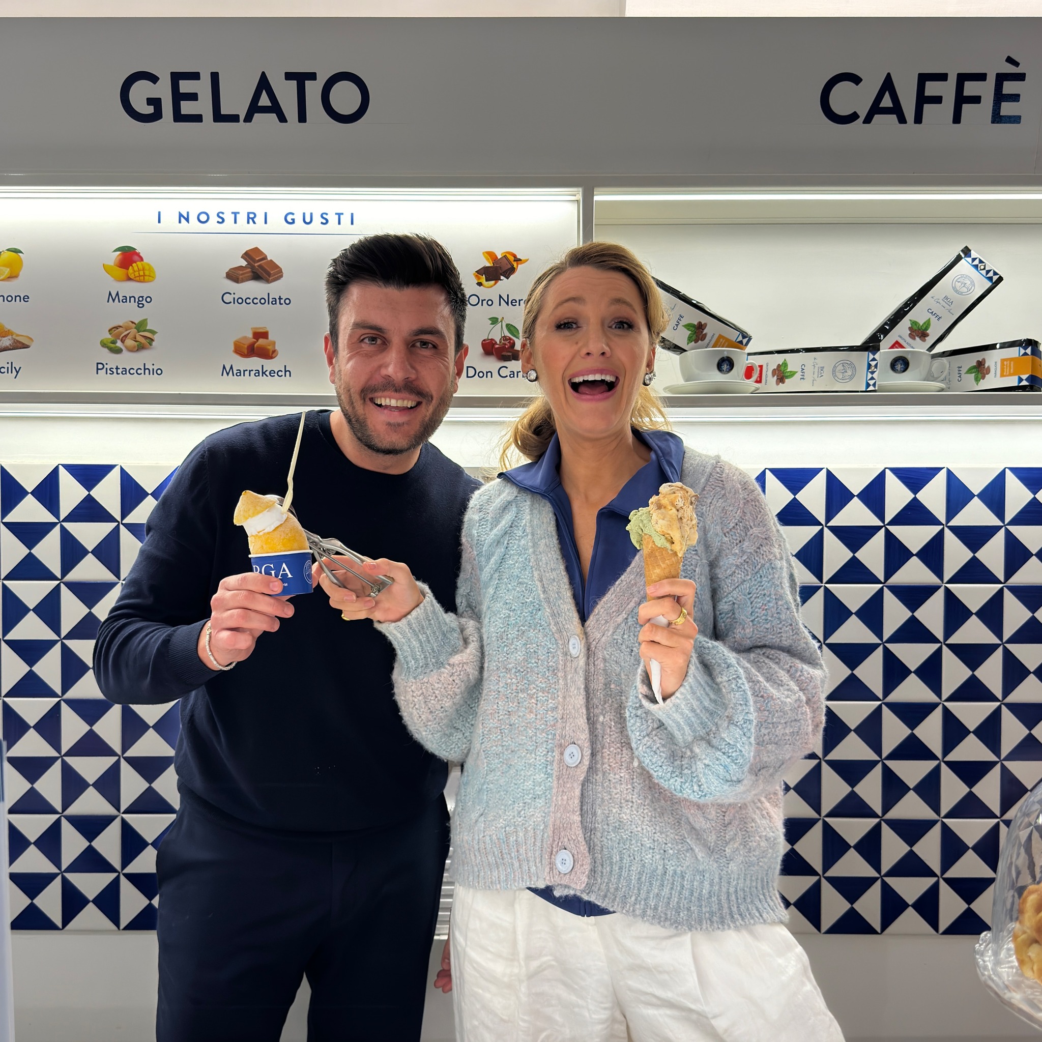 Pausa gelato per Blake Lively a Capri per le riprese di “A simple favor 2”