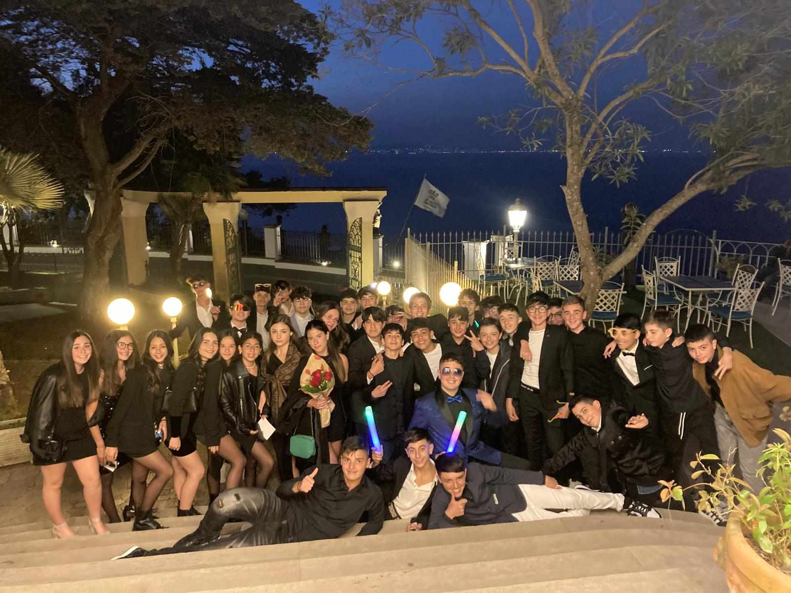 MakP dell’istituto Gemito di Anacapri tra festa e divertimento in un’atmosfera hollywoodiana