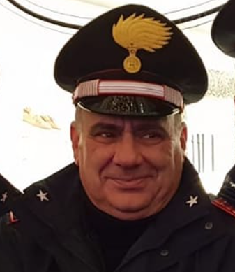 Dopo 45 anni nei Carabinieri di cui 8 alla guida della stazione di Capri, Pietro Bernardo va in congedo