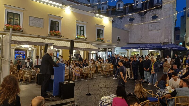 Comizio finale di Capri ai Capresi in Piazzetta (photogallery)