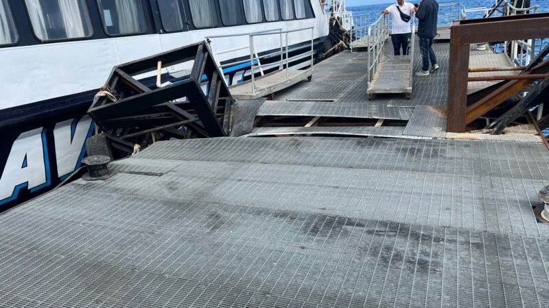 Collegamenti marittimi Capri-Sorrento: incidente per l’Europa Jet (photogallery)