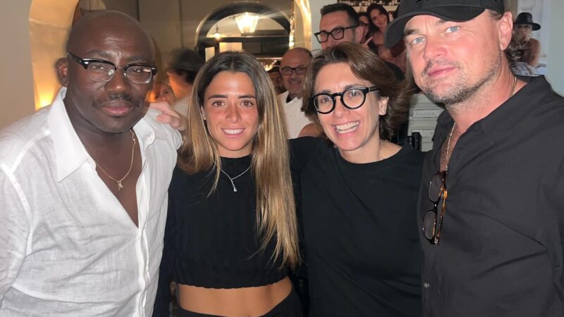 Leonardo DiCaprio, “blitz” a Capri con Edward Enninful: cena all’Aurora (con foto)