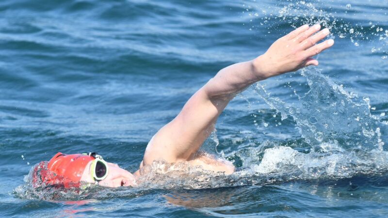 Capri-Napoli: una donna più veloce degli uomini nella terza prova open. La neozelandese Cameron batte tutti, ora appuntamento per la gara assoluta del 7 settembre