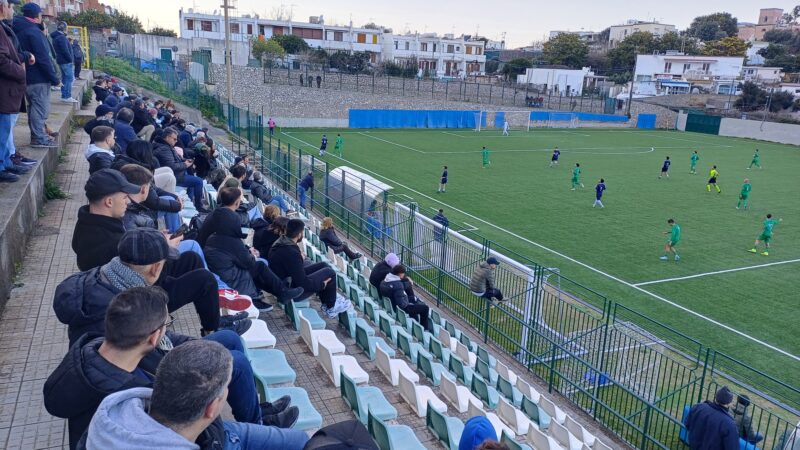 Calcio (Prima Categoria): si annuncia il pubblico delle grandi occasioni al San Costanzo per la gara Gb Caprese – K Team, isolani sempre più vicini alla Promozione