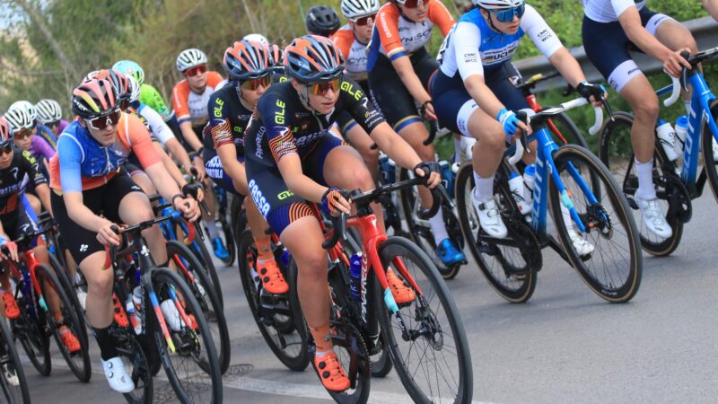 Ciclismo: rinviato il Giro Mediterraneo in Rosa. Per la tappa di Capri era tutto ok, problemi in altri comuni hanno portato allo slittamento
