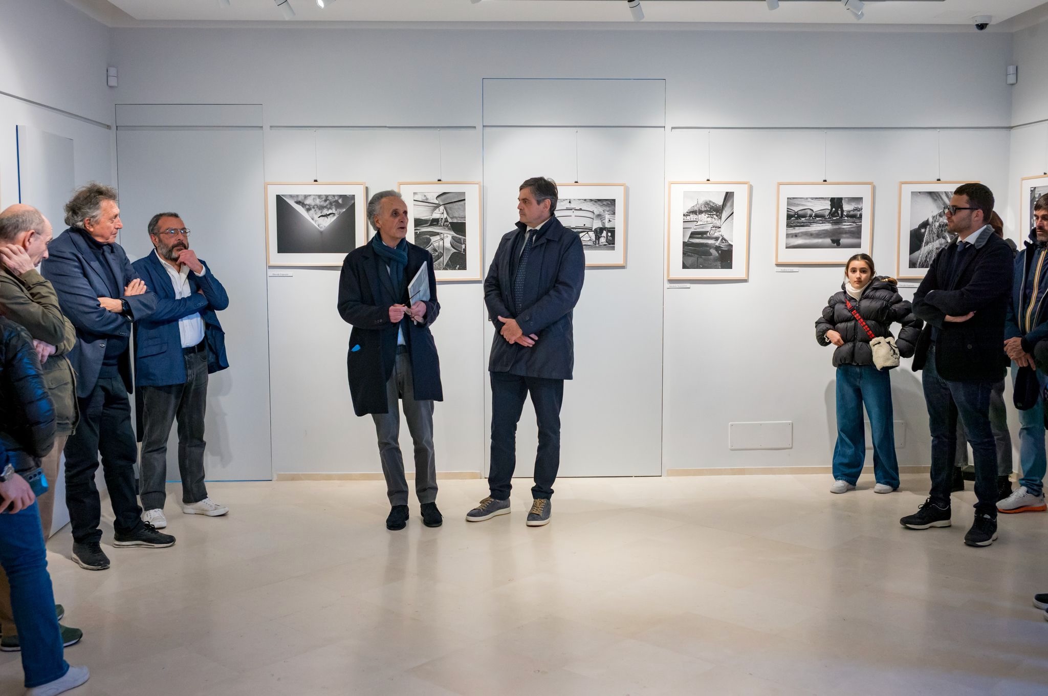 Il borgo marinaro di Capri in una collettiva di autori: fino all’11 maggio la mostra fotografica