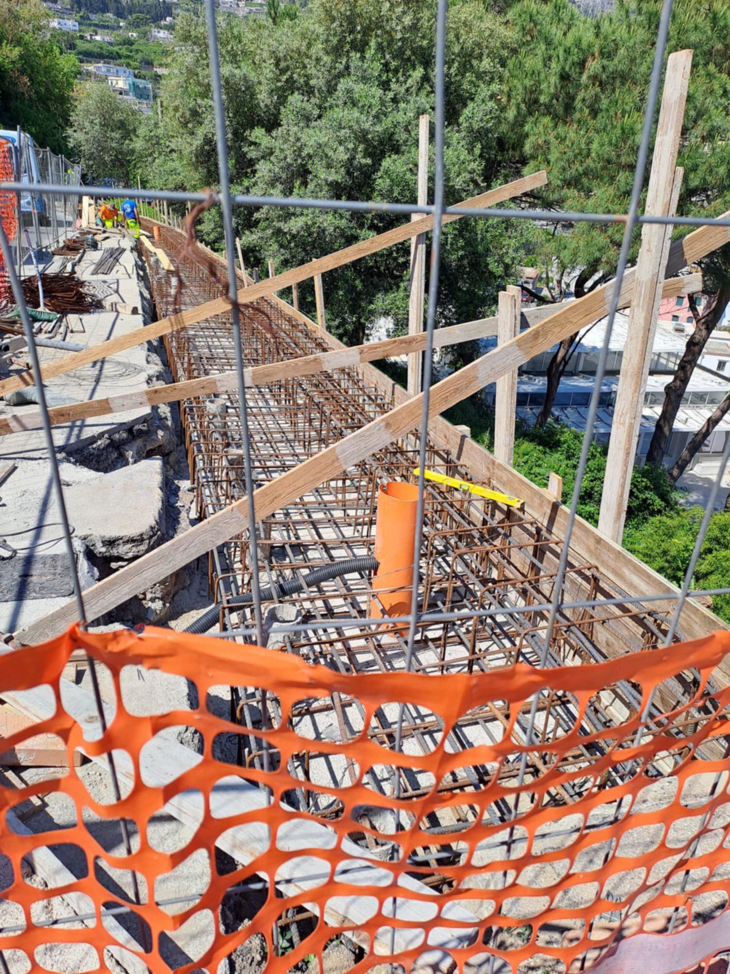 Ultimazione dei lavori di rifacimento del marciapiede in via Don Giobbe Ruocco: nuova ordinanza, stop alla circolazione dalle 16 alle 24