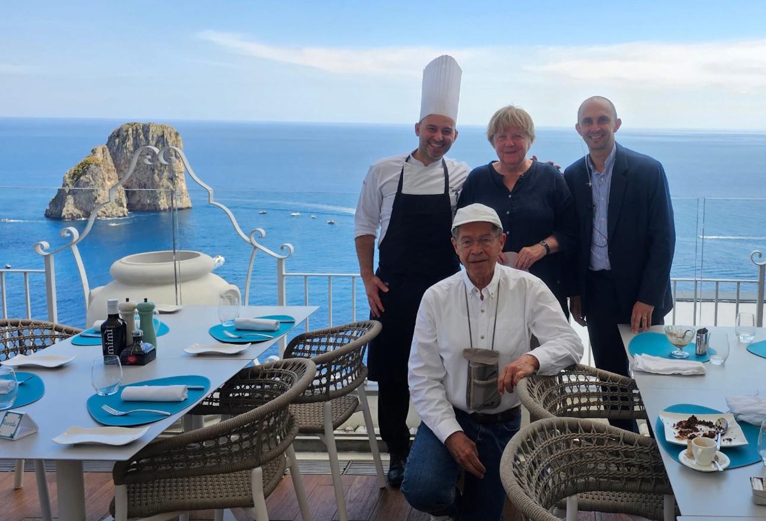 La prima volta a Capri di Angela Merkel: l’ex cancelliera tedesca turista per un giorno (photogallery)