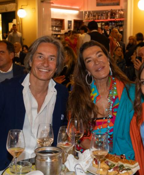 L’ex ministro austriaco Grasser, marito di Fiona Swarovski, finisce in carcere in Austria. Sono entrambi storici habituè di Capri