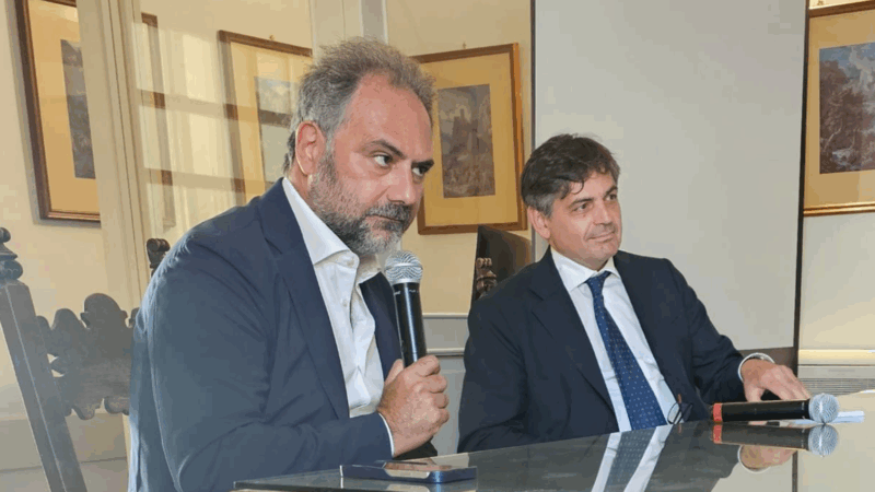 Legalità e lotta alle mafie, incontro con Catello Maresca nella sala consiliare di Capri