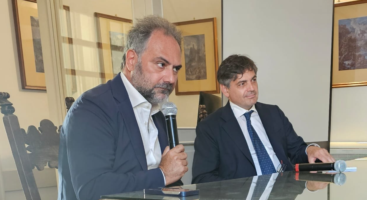 Legalità e lotta alle mafie, incontro con Catello Maresca nella sala consiliare di Capri
