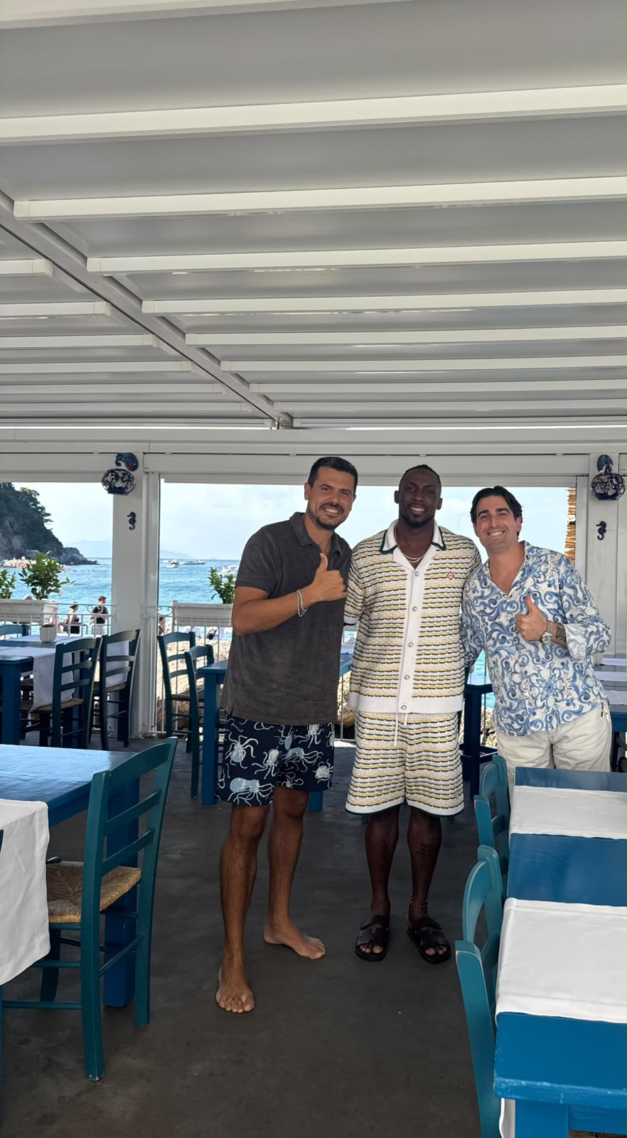 Il calciatore messicano Quiñones in vacanza a Capri