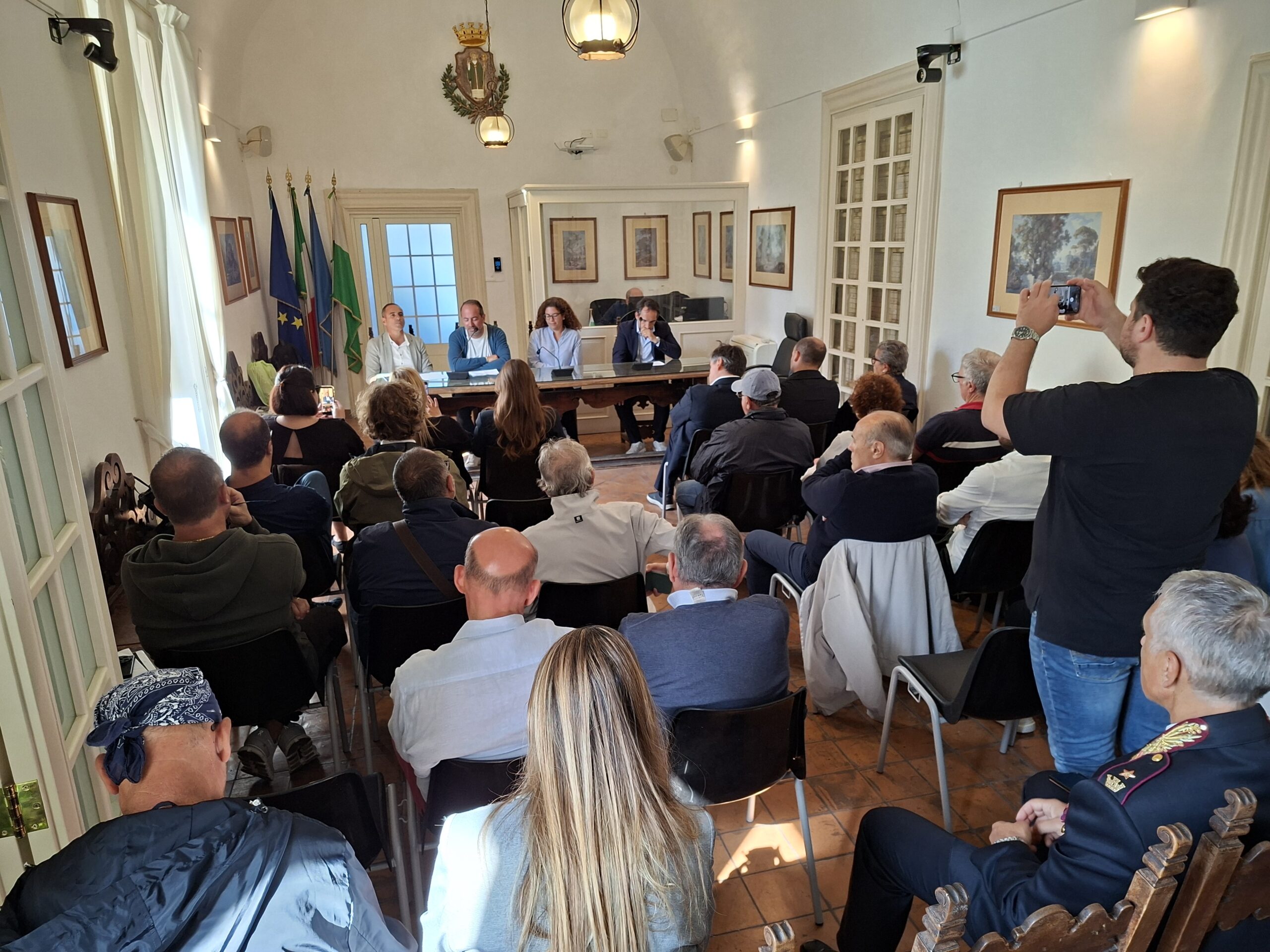 Presentata l’edizione 2026 di “Santa Teresa – Borgo in Festa”: a Capri dal 23 al 25 ottobre tre giornate tra musica, teatro, tradizioni e solidarietà