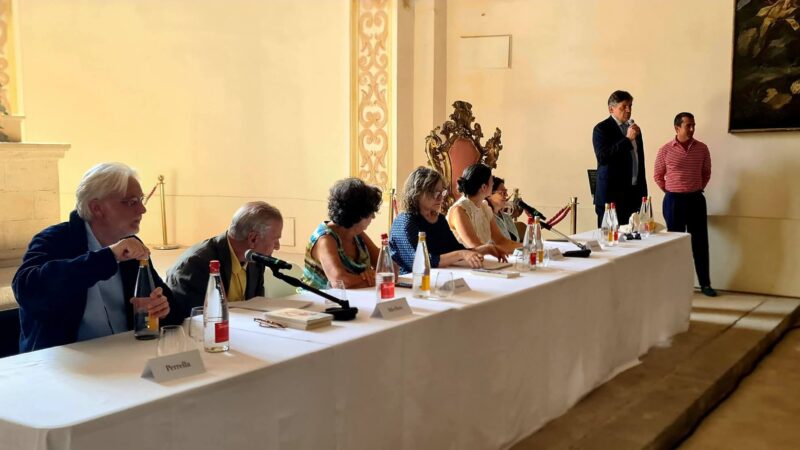 Malaparte 2026 a Samanta Schweblin. La scrittrice argentina premiata a Capri si schiera contro l’Ia e contro l’immaginario globalizzato