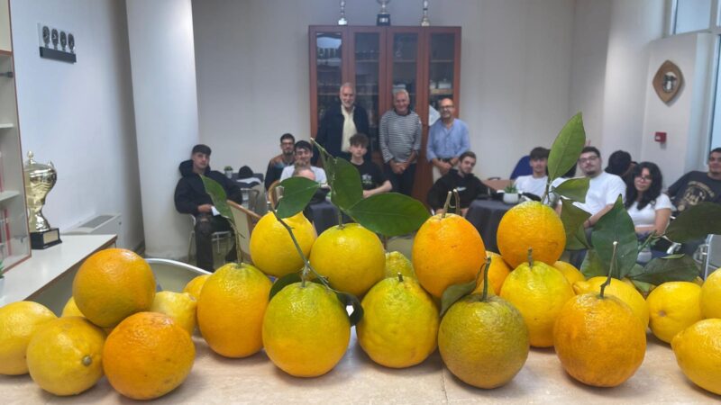 “Oro di Napoli”: il limone protagonista all’istituto Axel Munthe di Anacapri tra formazione, creatività e sapori della tradizione